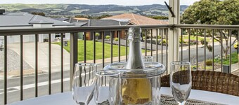 R & R Aldinga Beach By Wine Coast Holiday Rentals