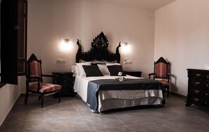 7 soverom, strykejern/-brett, wi-fi og sengetøy