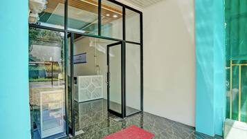 Bagian depan properti