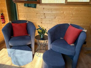 Interior - Cozy Gypsy Caravan Retreat in Berry with Solar Power and Full Amenities (Ardentes)