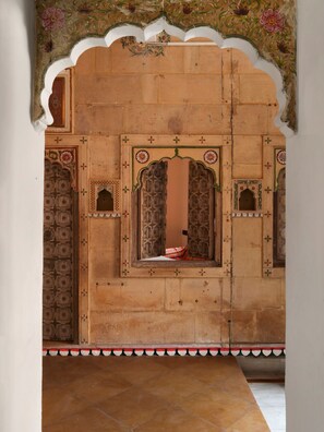 Reception - THE STEPWELL HOTEL (Jodhpur)