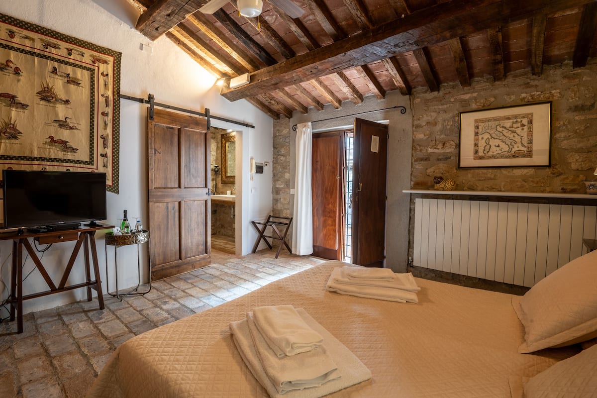 "Suite Deruta"