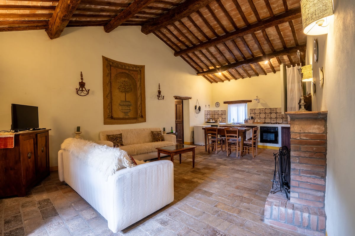 "Appartamento Gubbio " | Wohnbereich | Fernseher