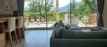 Maison, Moderne & Comfort, au Calme, vue Panoramique. Loc. du Samedi au Samedi