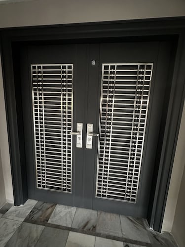 Suitable for whole family vacation home and nearby to all vacation destination. 