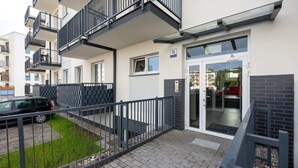 Exterior - Stylish Apartment with Balcony | Parking in Garage (Świnoujście)