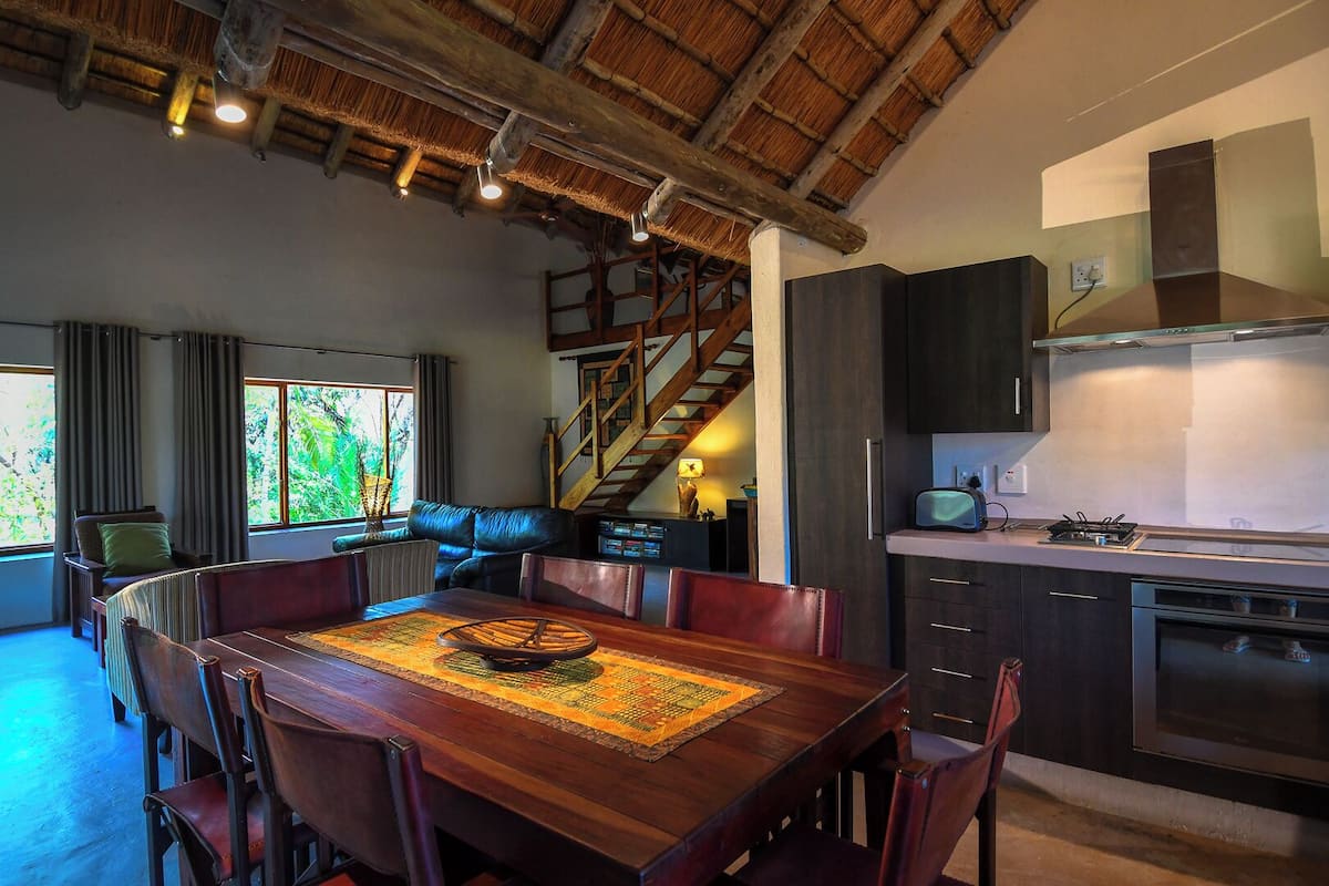 Luxury Villa | Private kitchen | Full-size fridge, microwave, oven, stovetop