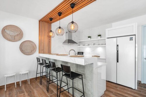 Villa Atlántico Mar | Trendy 2 BR w/ 1 Parking