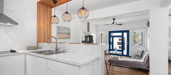Villa Atlántico Pez | Trendy 2 BR w/ 1 Parking