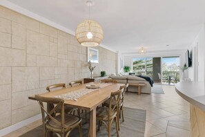 Interior - Apartment M204 - coastal and comfortable! (Scarborough)