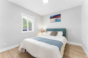 2 chambres, fer et planche à repasser, Wi-Fi, draps fournis