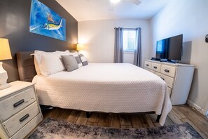 1 bedroom, iron/ironing board, free WiFi, bed sheets - Garden City Beach Oceanfront Condo 807 | Rising Tides Properties Rental (Murrells)