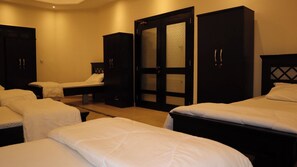 12 habitaciones, wifi y ropa de cama 