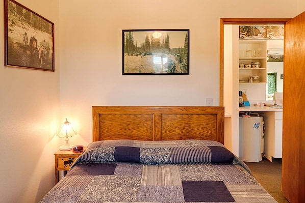 Villa | 1 bedroom - Wilderness Cabin in Oroville (Oroville)
