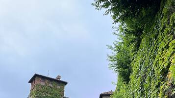 Phòng, 3 phòng ngủ, ban công, quang cảnh vườn | Ngoại thất