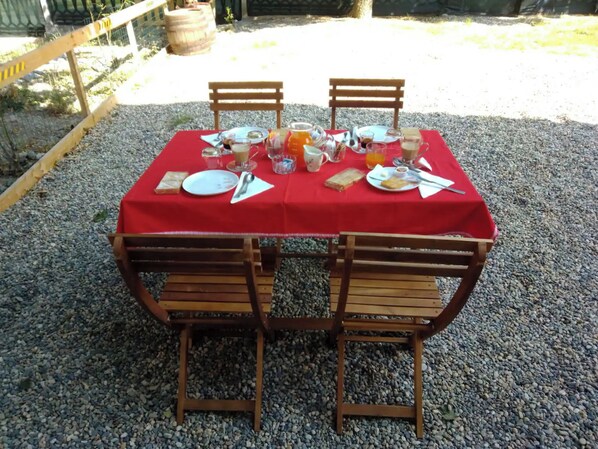 Unclassified image, 1 of 23, button - Suite Panoramica - Casa T Home Bed and (Tagliolo Monferrato)