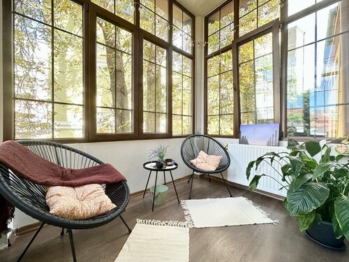 Spacious 2-bed Flat  with Balcony, in central Bucharest - Universitate