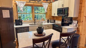 Fridge, microwave, oven, stovetop - Wears Beary Grateful Retreat - Brand New 2BR Real Log Cabin in Wears Valley!! (Sevierville)