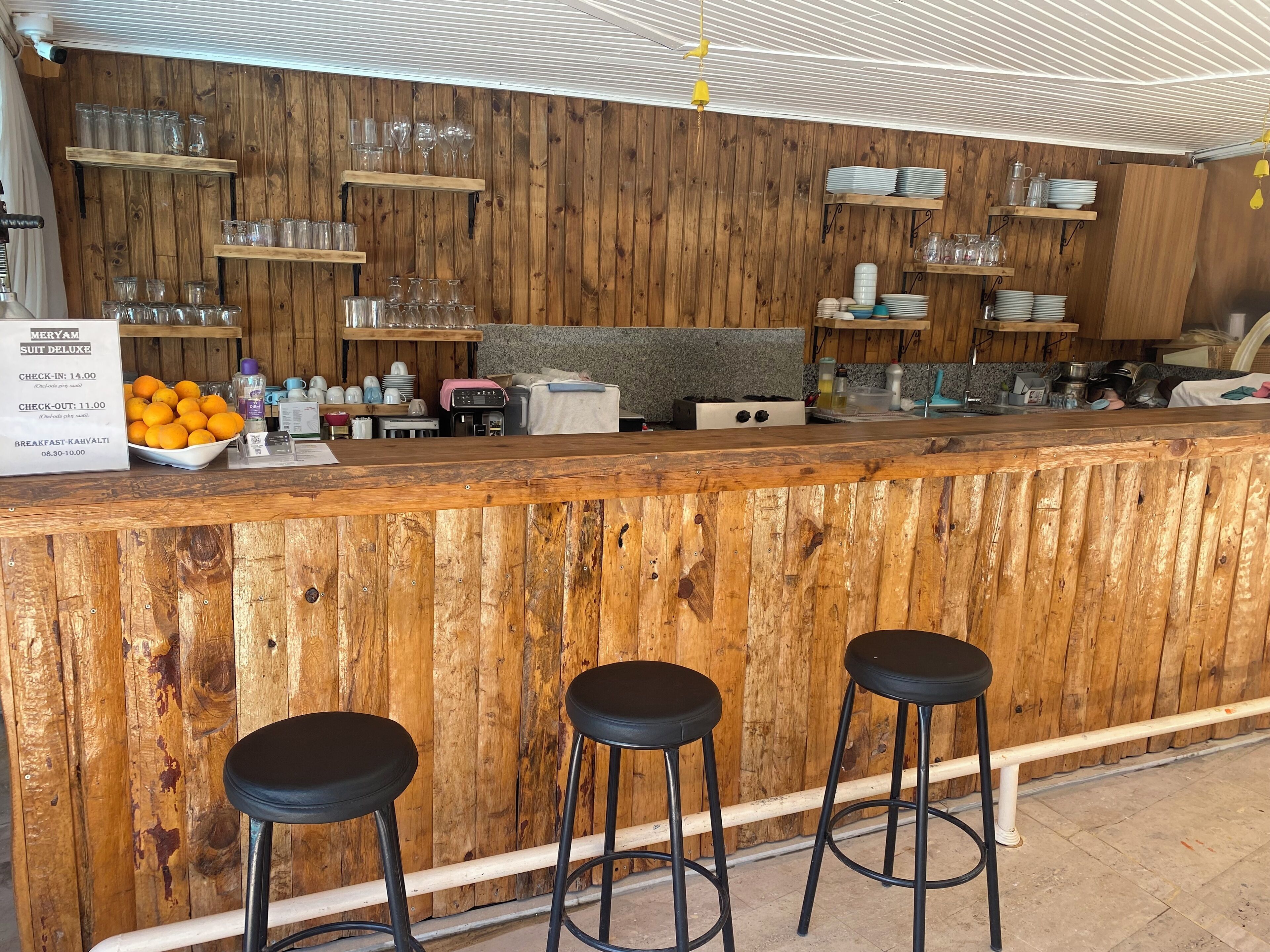 Poolbar