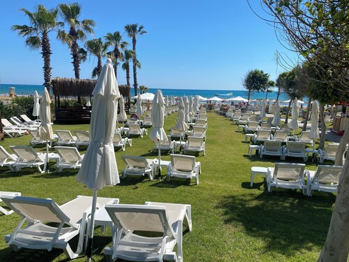 MERYAM SUIT DELUX HOTEL