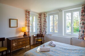 2 Schlafzimmer, Bügeleisen/Bügelbrett, kostenloses WLAN
