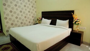 Quarto luxo | 1 quarto, Wi-Fi de cortesia