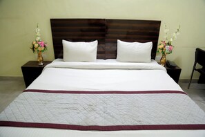 Quarto luxo | 1 quarto, Wi-Fi de cortesia