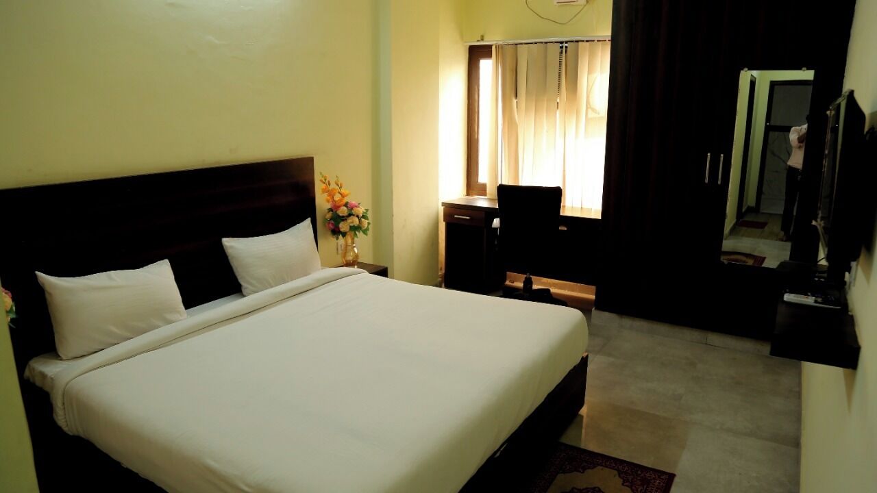 Deluxe Room | 1 bedroom, free WiFi