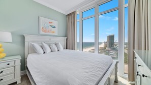 4 bedrooms, iron/ironing board, free WiFi, bed sheets - Phoenix Orange Beach II !!  Lazy River and Slide !  New Rental!! (Orange Beach)