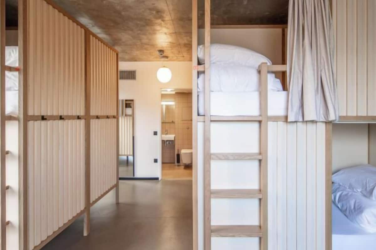 1 Schlafzimmer, hochwertige Bettwaren, Verdunkelungsvorhänge