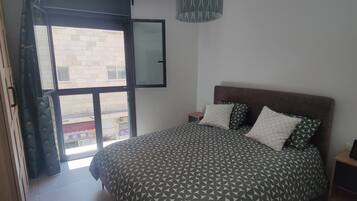 1 quarto, ferros/tábuas de passar roupa, Wi-Fi, roupa de cama