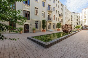 Exterior - Studio Piotrkowska 37 by Renters (Lodz)