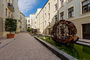 Exterior - Studio Piotrkowska 37 by Renters (Lodz)