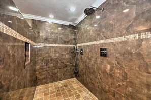 Combined shower/tub, hair dryer