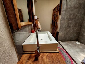 Bathroom - Haradali Home (Arusha)