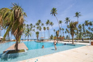 2 indoor pools, open 8:00 AM to 8:00 PM, pool umbrellas, pool loungers - Maceió Mar Resort All Inclusive (Maceió)