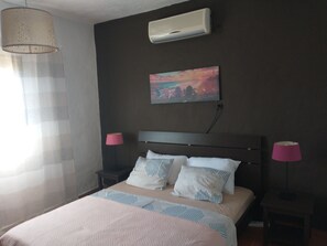 2 soverom, strykejern/-brett, wi-fi og sengetøy