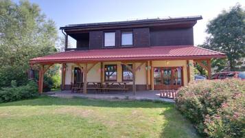 Rumah Ekonomi | Teras/patio