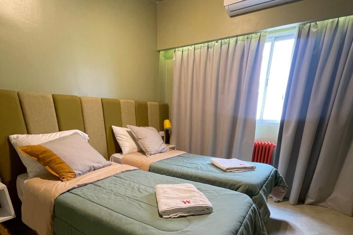 Cubrecamas, colchones con efecto memoria, wifi gratis y ropa de cama 