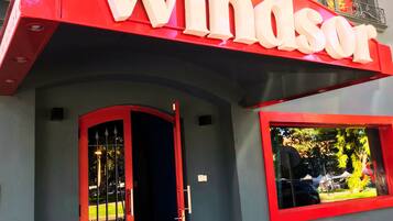 Fachada de la propiedad