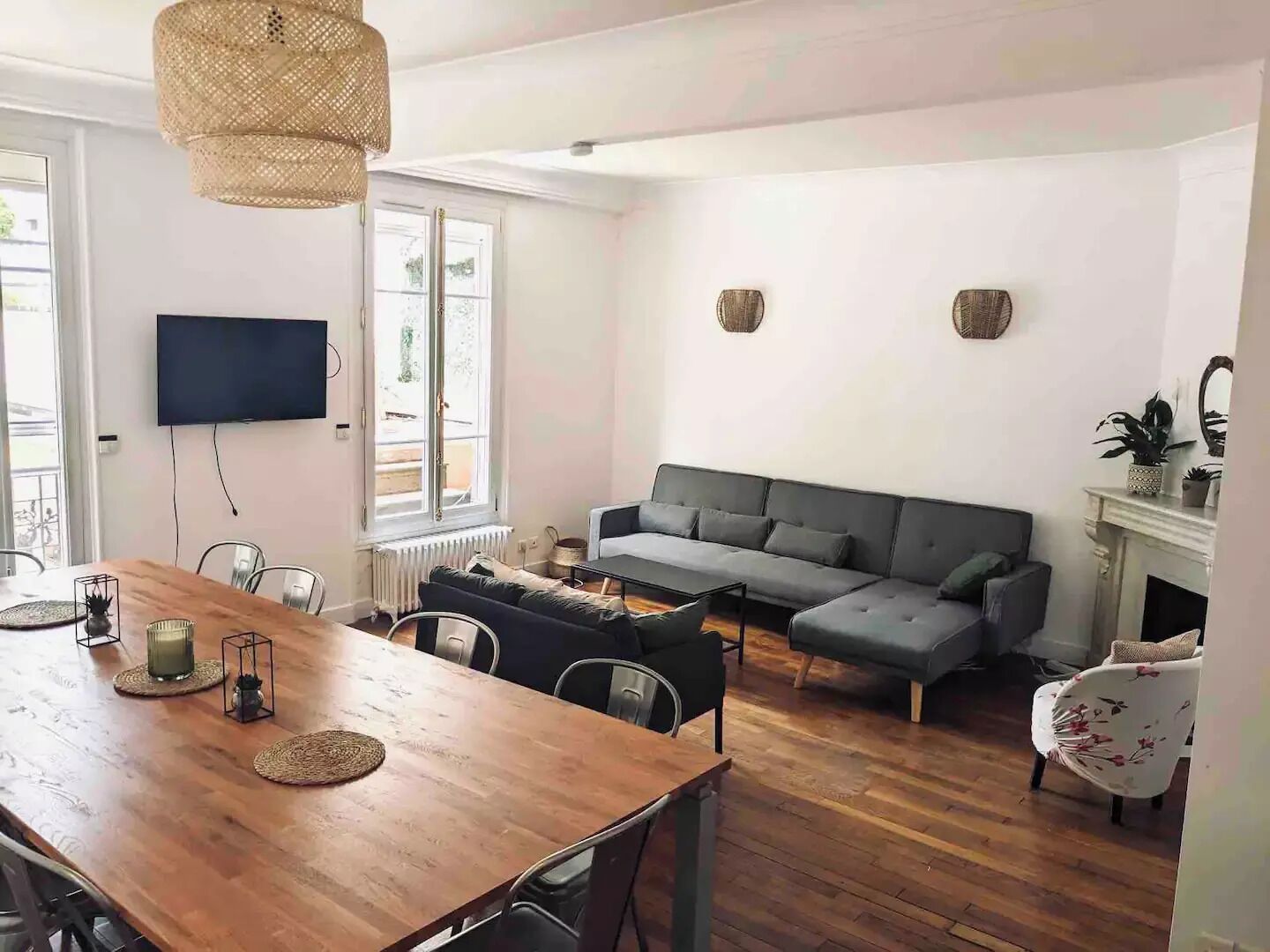 TV, fireplace, books