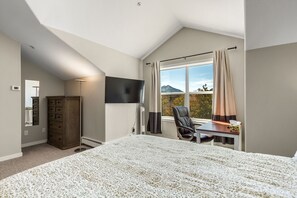 2 chambres, bureau, accĂšs Internet, draps fournis