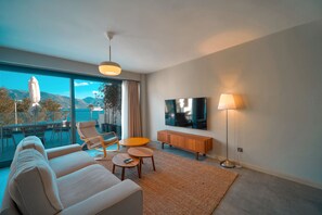 Premium Condo | Living room | 100-cm LCD TV with satellite channels - Bono Premium Collection (Marmaris)