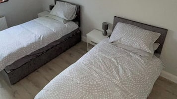 3 bedrooms, iron/ironing board, travel cot, free WiFi