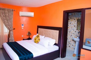Deluxe Room, Non Smoking, City View | Free WiFi - Annes luxury suites  (Lagos)