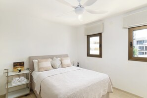 Apartamento conforto | 2 quartos, quartos à prova de som, ferros/tábuas de passar roupa