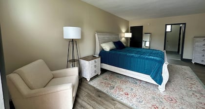 Cozy 1-Bedroom Suite in the Pocono Mountains