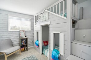 House, 4 Bedrooms | Interior - Family-friendly Desert Oasis 5 Bedroom Home by RedAwning (Tucson)