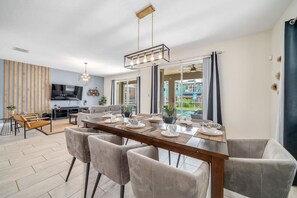 Dining - 6BR getaway w/ pool, hot tub & game room (Four Corners)