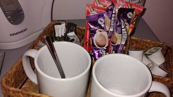 Double Room | Free WiFi, bed sheets